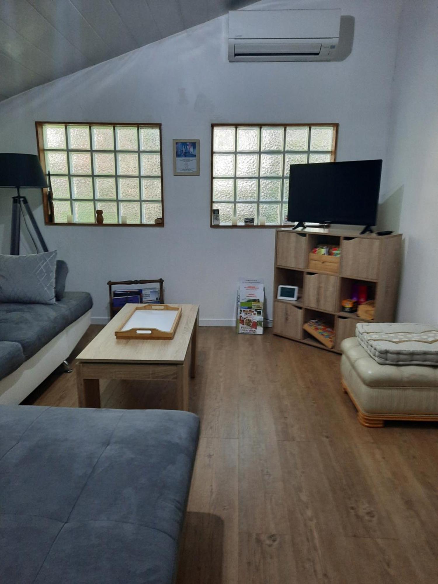 Gite Ma Vie La 3 Etoiles, Jacuzzi, Animaux Acceptes Saint-Julien-de-Cassagnas 外观 照片