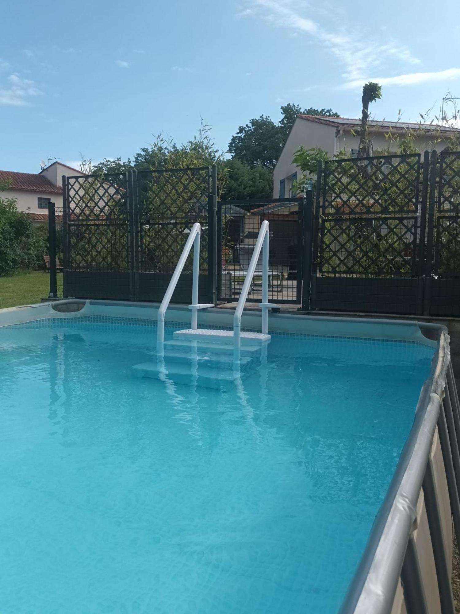 Gite Ma Vie La 3 Etoiles, Jacuzzi, Animaux Acceptes Saint-Julien-de-Cassagnas 外观 照片